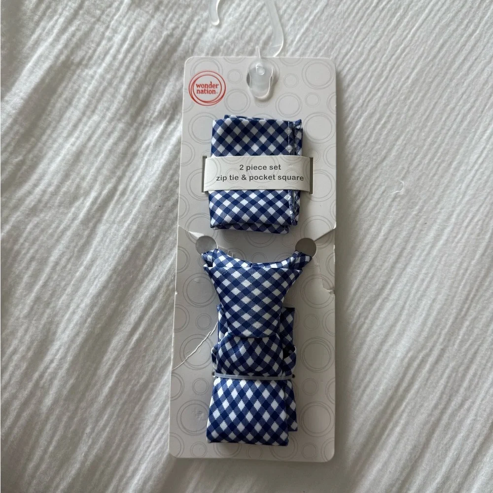 NWT 2 Piece Tie and Pocket Square Set for Boys from Wonder Nation